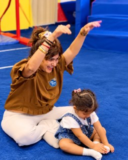 Parent and toddler doing a movement game together at My Gym Ludhiana